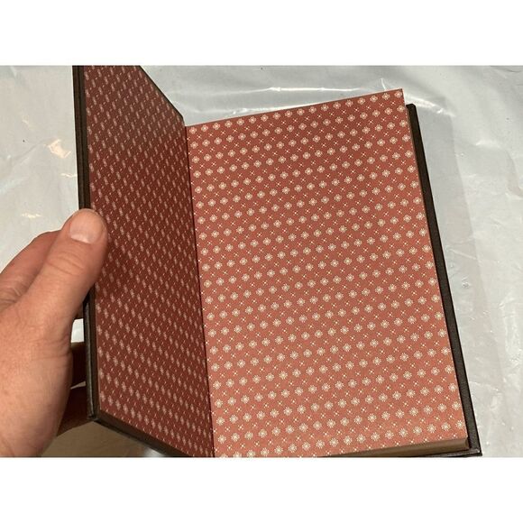 Vintage Plutarch Selected Lives Hardback Book, 1982 Edition, Franklin Library - Picture 3 of 8